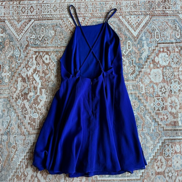 Silence & noise size 7 flowy backless dress - Picture 2 of 4